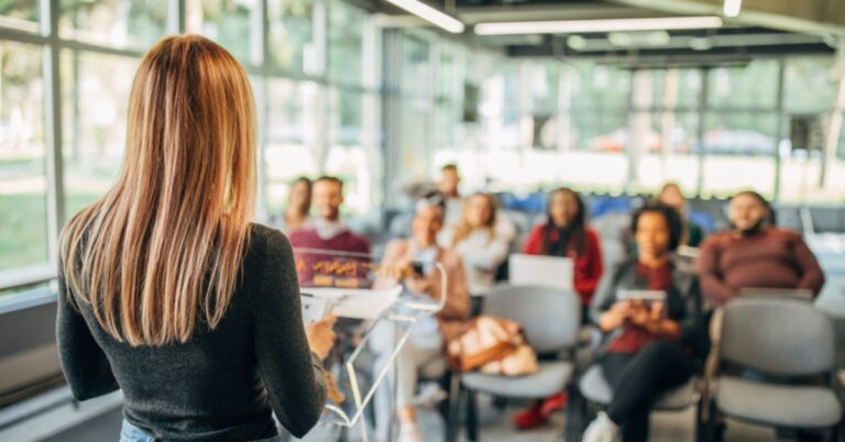 12 AI tools for transforming your presentation skills