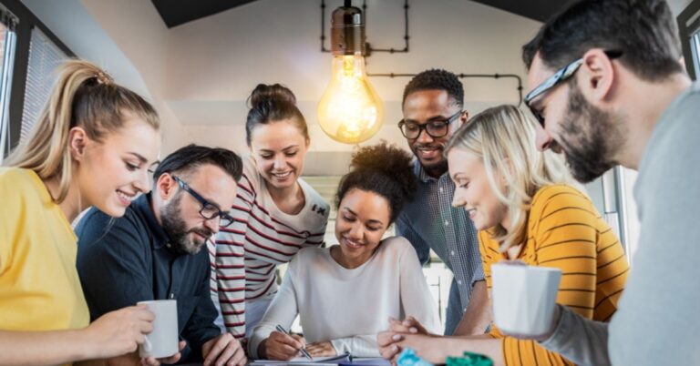 7 Best Panel Management Software Tools of 2024